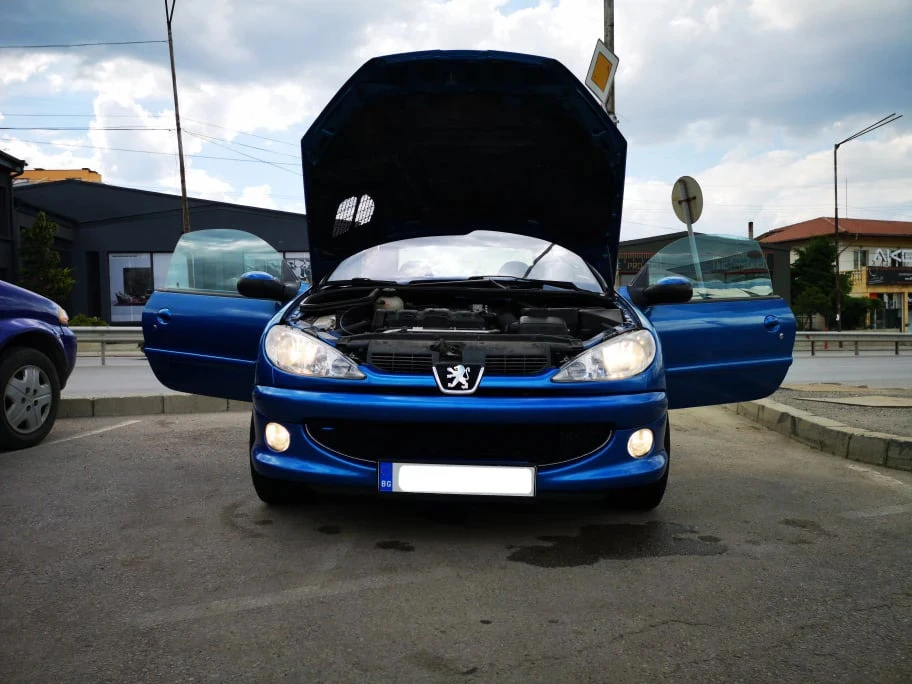 Peugeot 206 CC, снимка 9 - Автомобили и джипове - 56395740