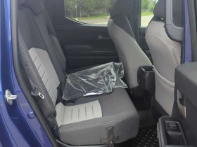 Toyota Tacoma * 4x4 Double Cab Auto* АВТОКРЕДИТ* , снимка 16