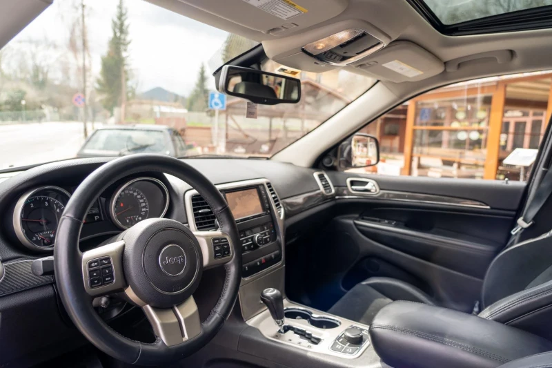 Jeep Grand cherokee, снимка 5 - Автомобили и джипове - 52220013