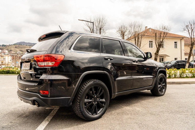 Jeep Grand cherokee, снимка 10 - Автомобили и джипове - 52220013