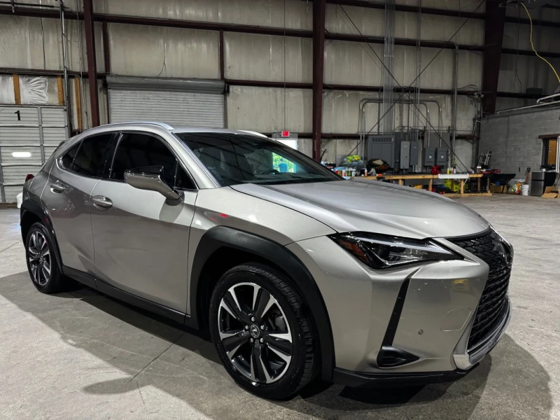 Lexus UX 200, снимка 3 - Автомобили и джипове - 52448856