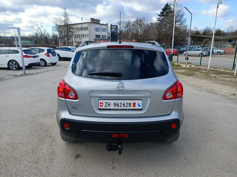 Nissan Qashqai 2.0i-141кс-ШВЕЙЦАРИЯ-РЪЧКА-6ск-4Х4-NAVI, снимка 4 - Автомобили и джипове - 52943832
