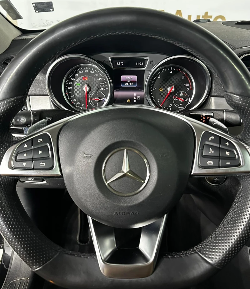 Mercedes-Benz GLE 350 d Coupe 4Matic* Pano* Camera, снимка 12 - Автомобили и джипове - 53029172