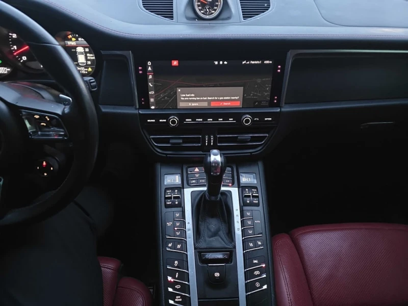 Porsche Macan * GTS * CARFAX * БЕЗ ПЪРВОНАЧАЛНА ВНОСКА, снимка 9 - Автомобили и джипове - 53210555