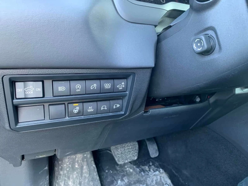 Toyota Tundra * Platinum * CARFAX * ЦЕНА ДО БГ, снимка 14 - Автомобили и джипове - 53533092