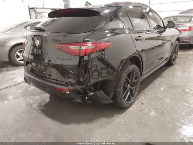 Alfa Romeo Stelvio TI AWD* HARMAN KARDON* PANORAMA* KEYLESS*  - изображение 5