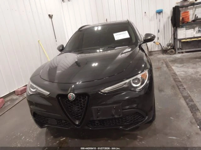Alfa Romeo Stelvio TI AWD* HARMAN KARDON* PANORAMA* KEYLESS*  - изображение 9