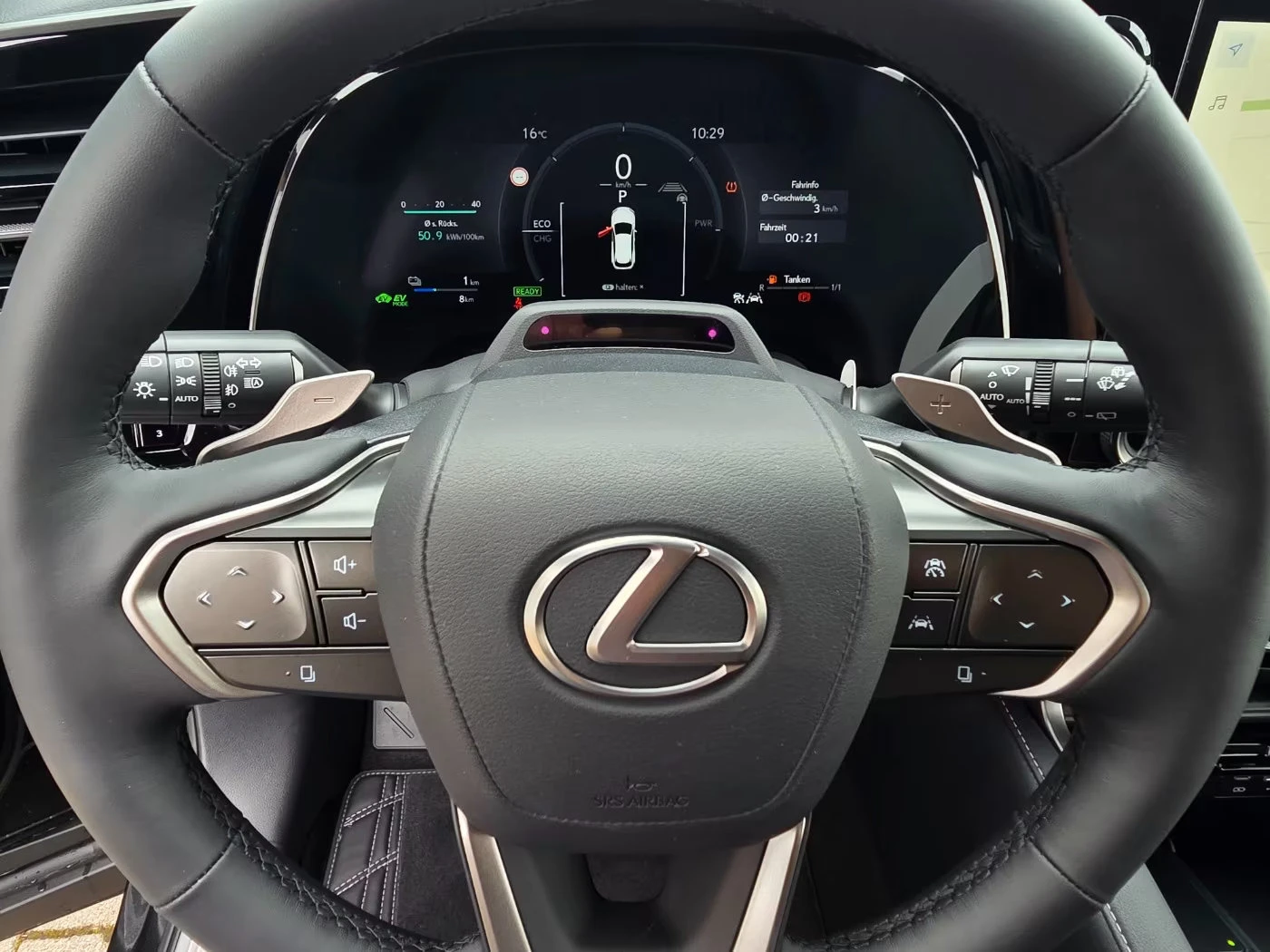 Lexus RX 450h plus SPORT-DESIGN/309HP/HUD/360/LED/DIGI/KLESS/531g - изображение 6