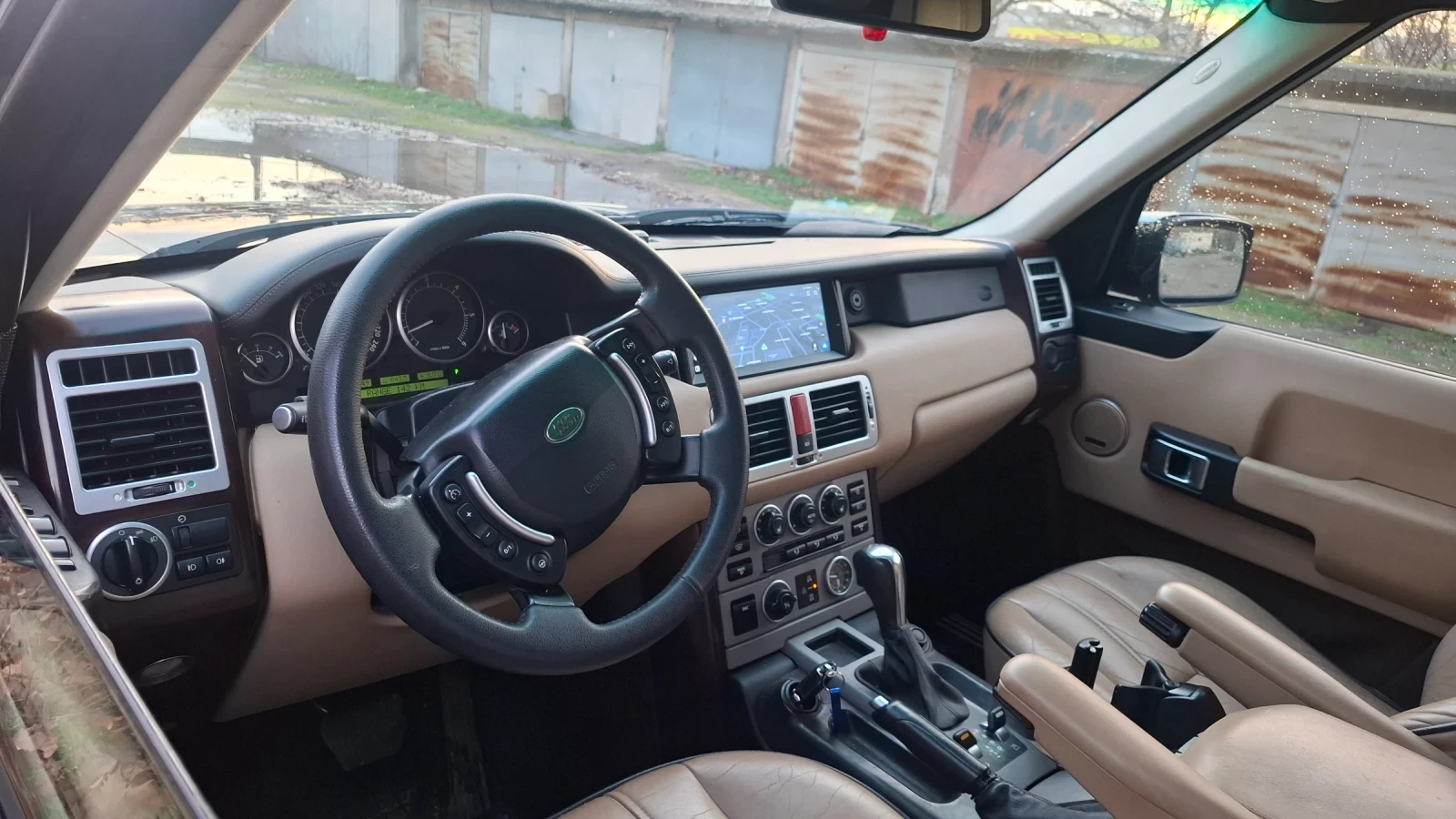 Land Rover Range rover VOGUE, снимка 9 - Автомобили и джипове - 52774370