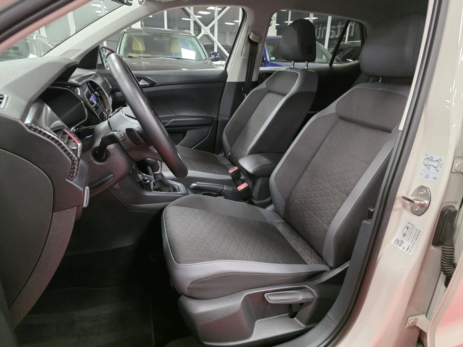 VW T-Cross TSI 116 | DSG-7 | LED | Camera | 40 000км - изображение 9