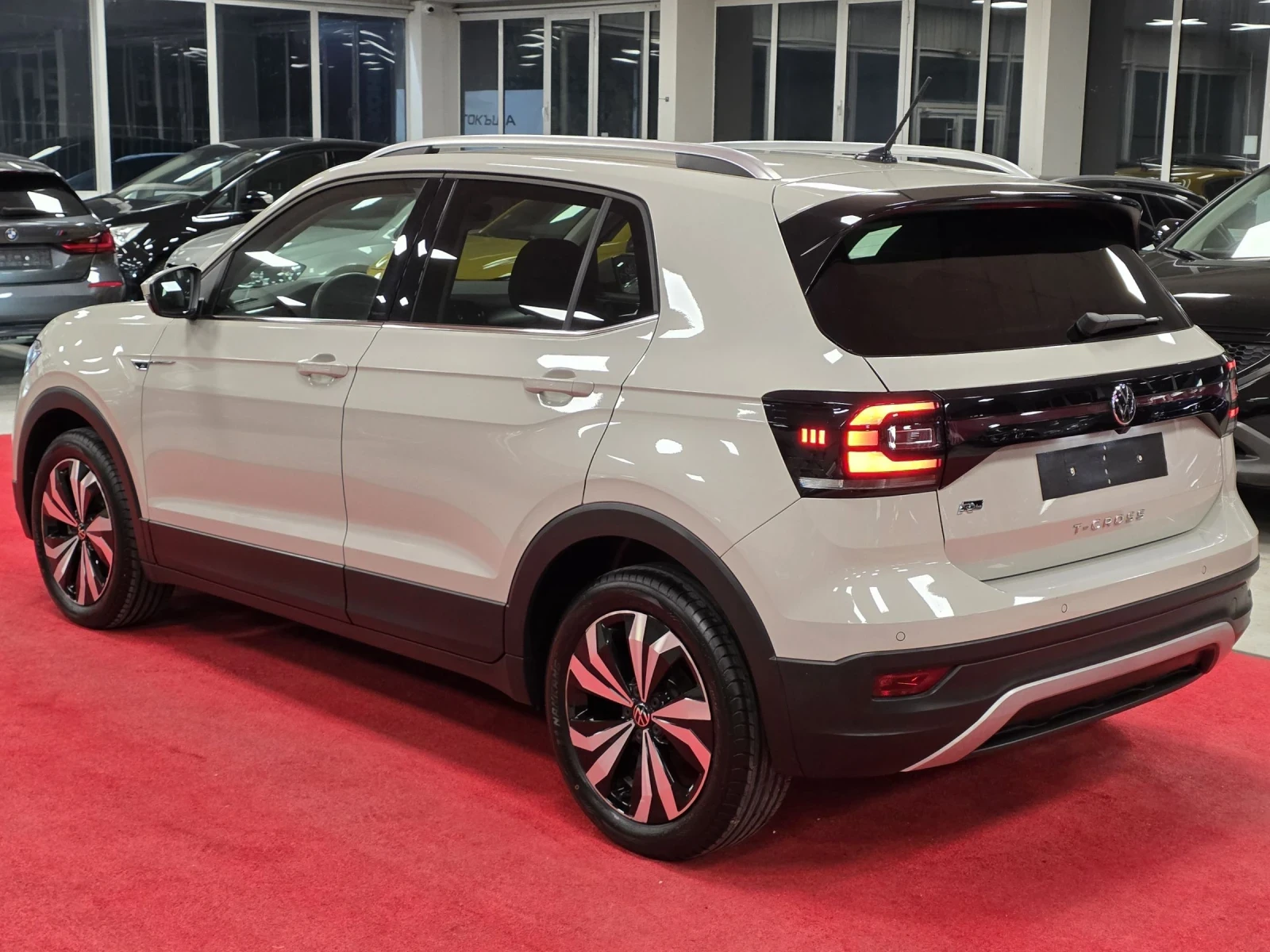 VW T-Cross TSI 116 | DSG-7 | LED | Camera | 40 000км - изображение 4