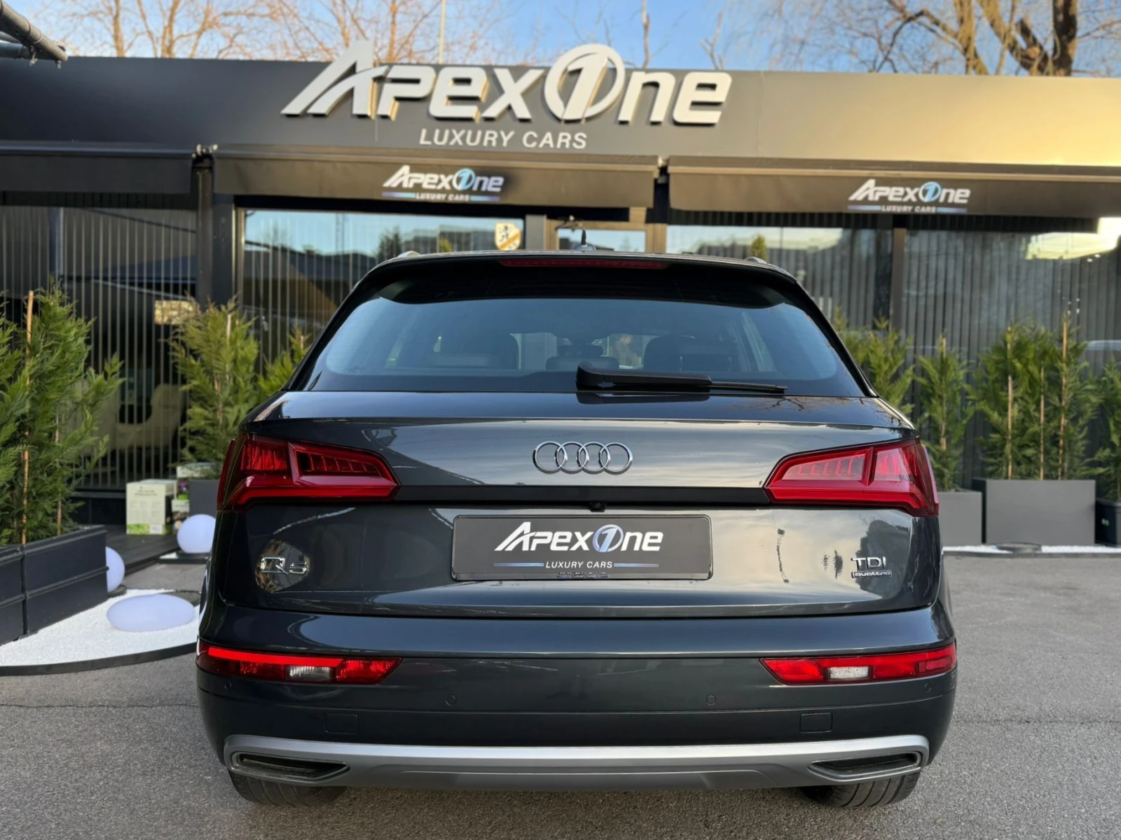 Audi Q5, снимка 5 - Автомобили и джипове - 53894659