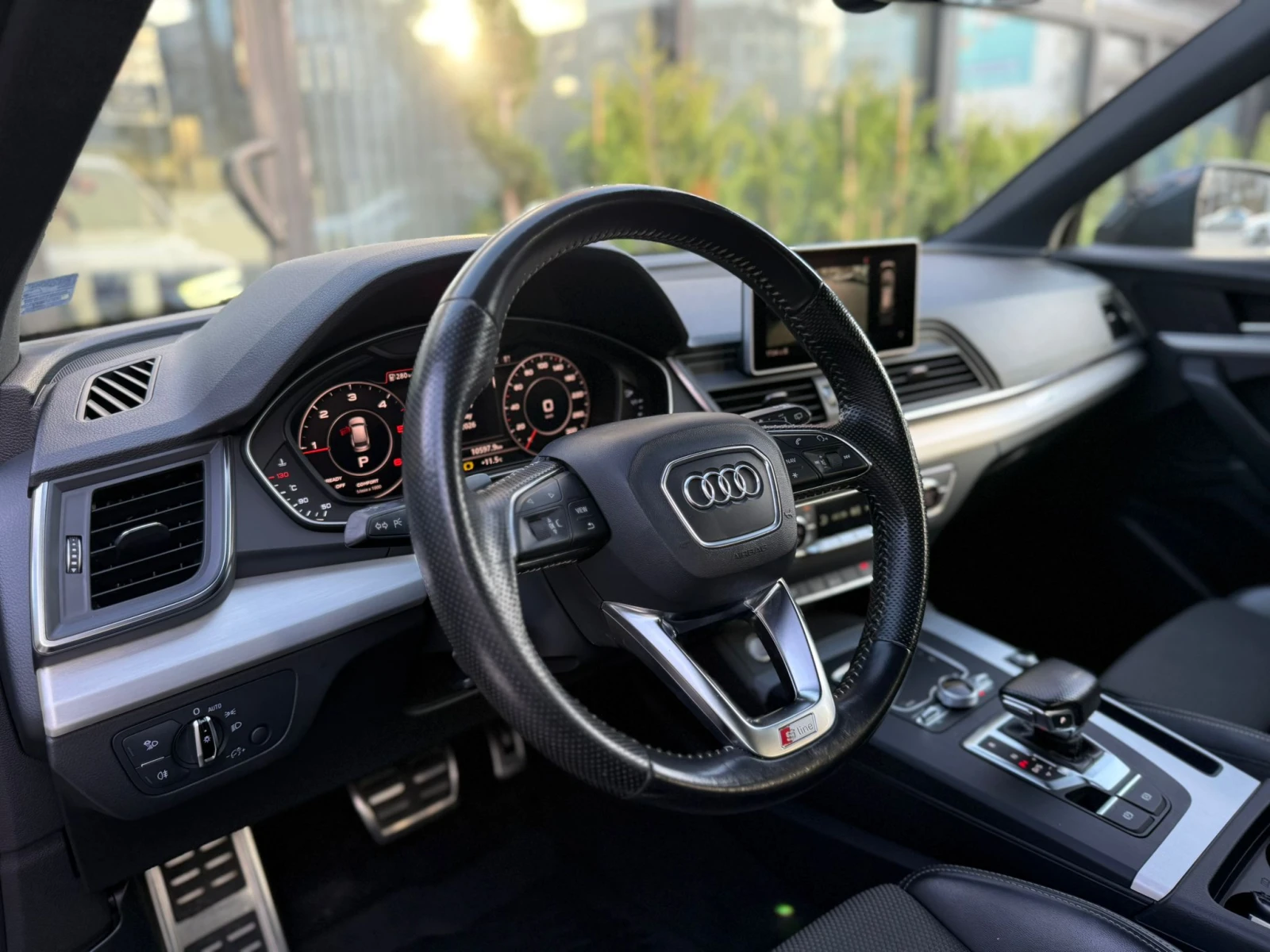 Audi Q5, снимка 8 - Автомобили и джипове - 53894659