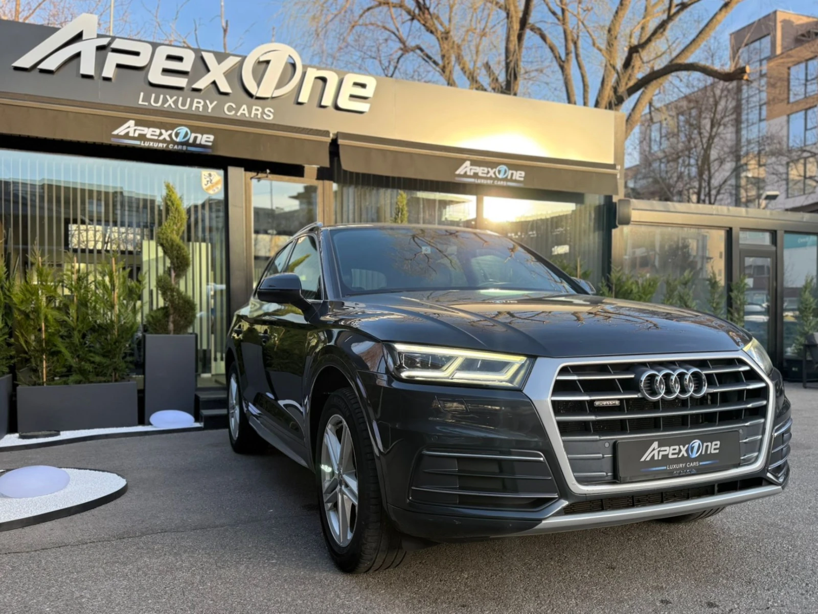 Audi Q5, снимка 3 - Автомобили и джипове - 53894659