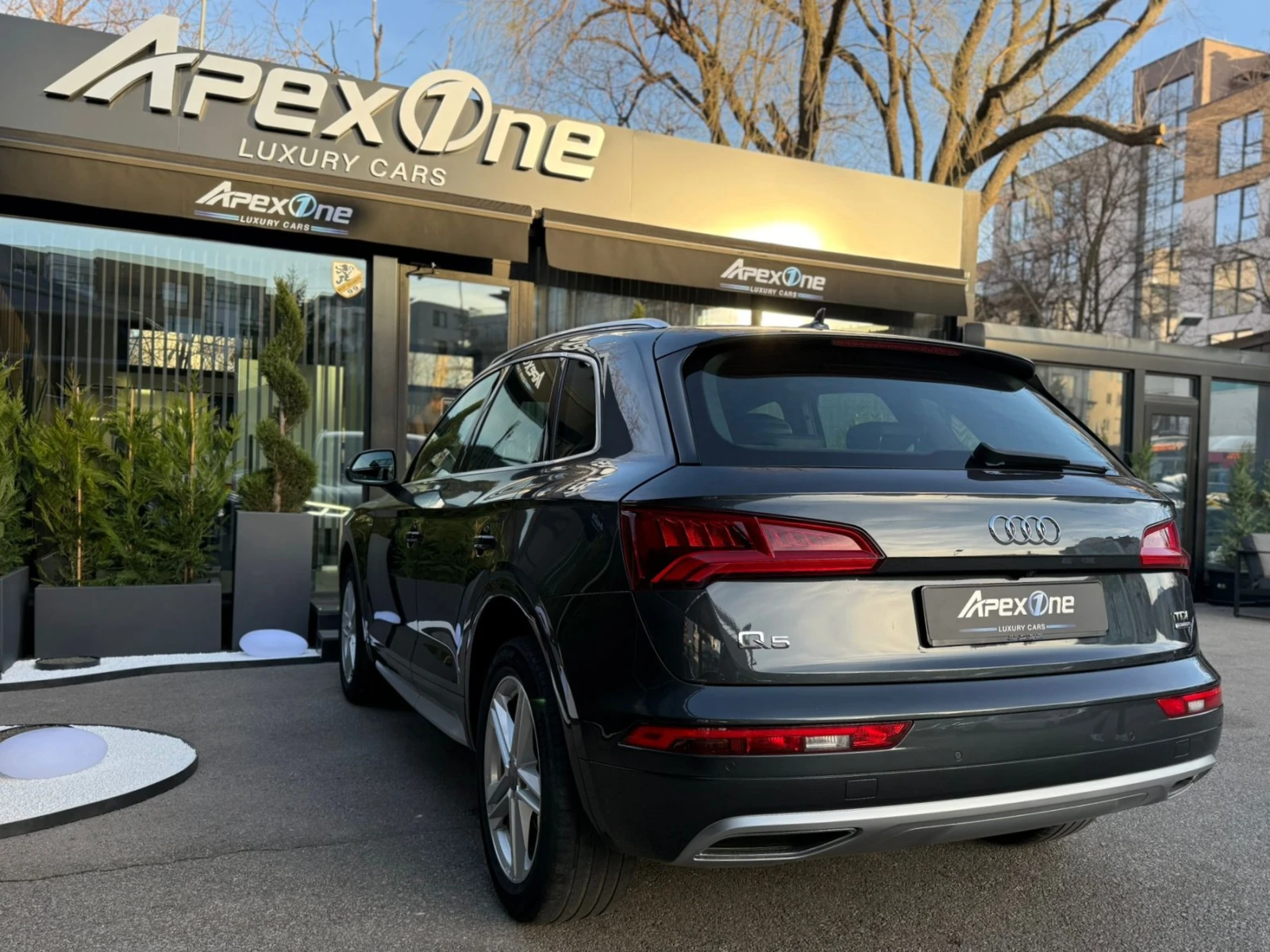 Audi Q5, снимка 4 - Автомобили и джипове - 53894659