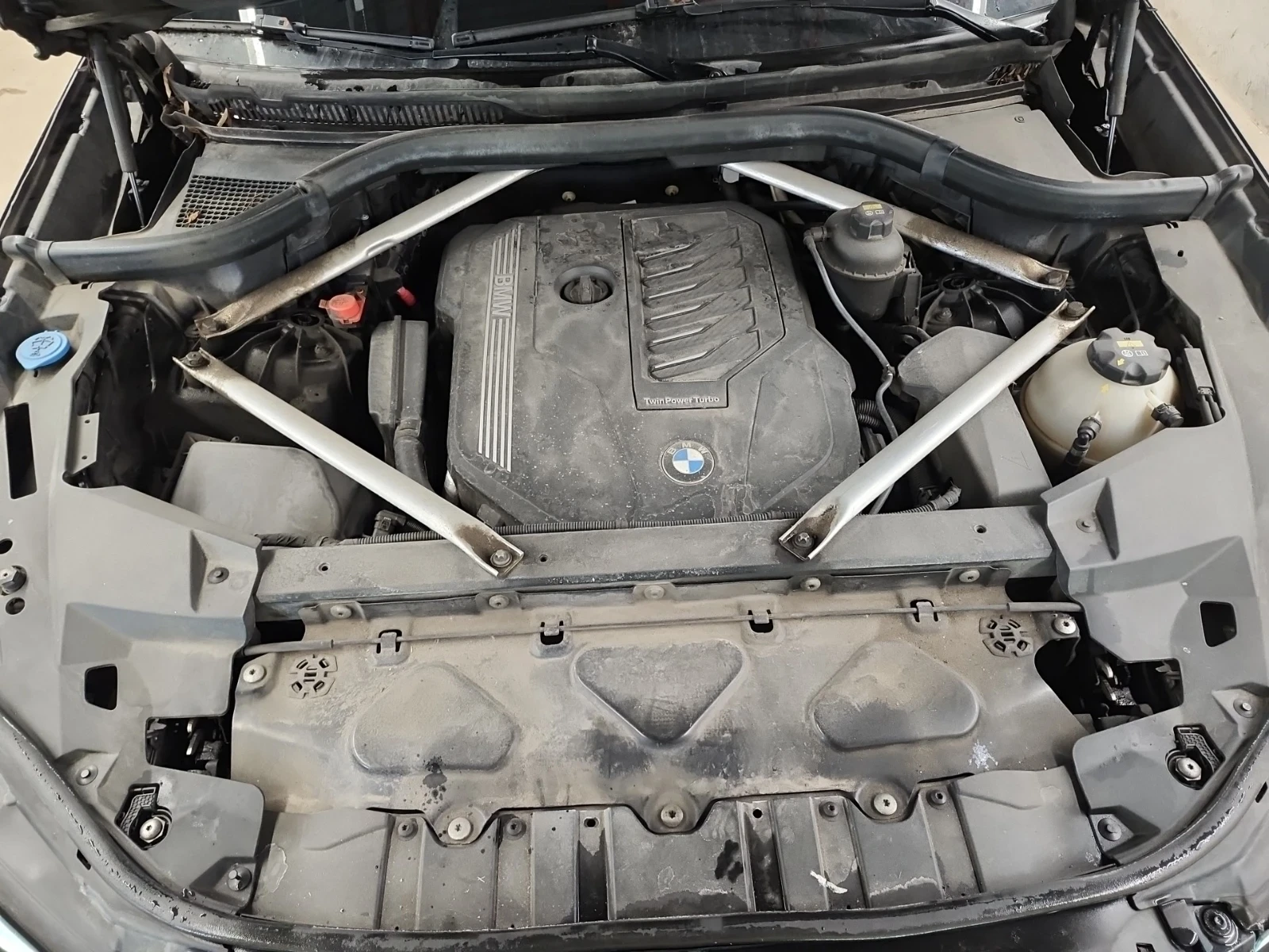 BMW X5 XDRIVE40I | 360 КАМЕРА | ПАНОРАМА | KEYLESS | , снимка 14 - Автомобили и джипове - 54128651