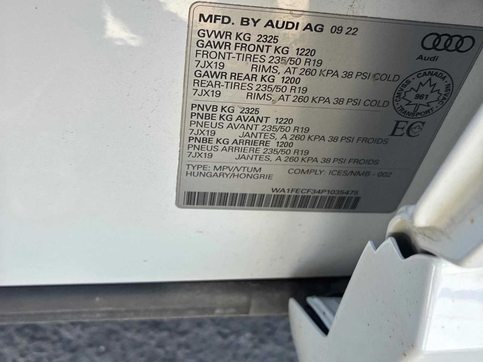 Audi Q3 TECHNIK * ДИСТРОНИК * ПАНОРАМА * 360 КАМЕРА, снимка 10 - Автомобили и джипове - 54555661