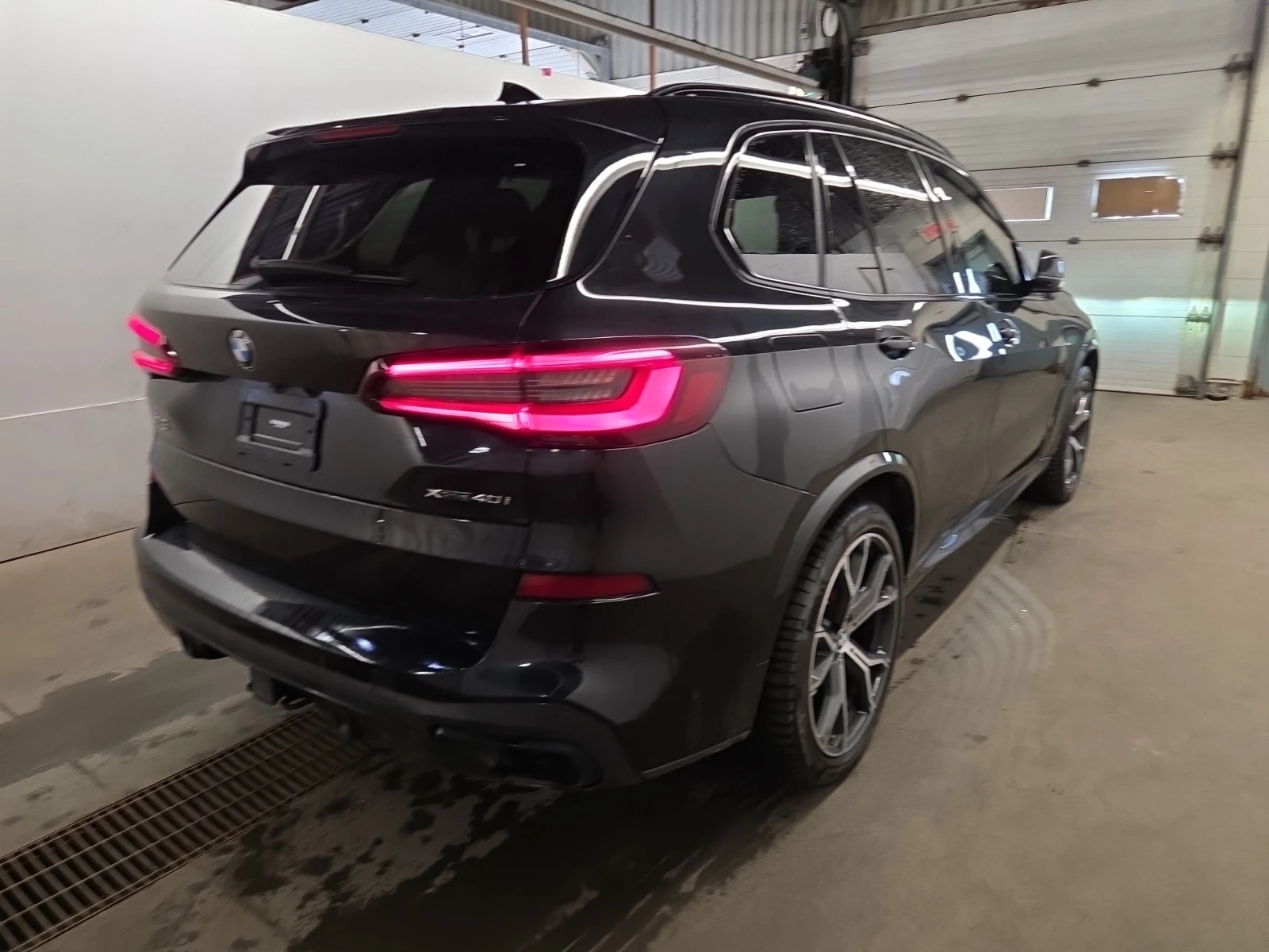 BMW X5 40I * М ПАКЕТ * HEAD UP * 360 КАМЕРА * 2022 * H&K, снимка 4 - Автомобили и джипове - 54716518