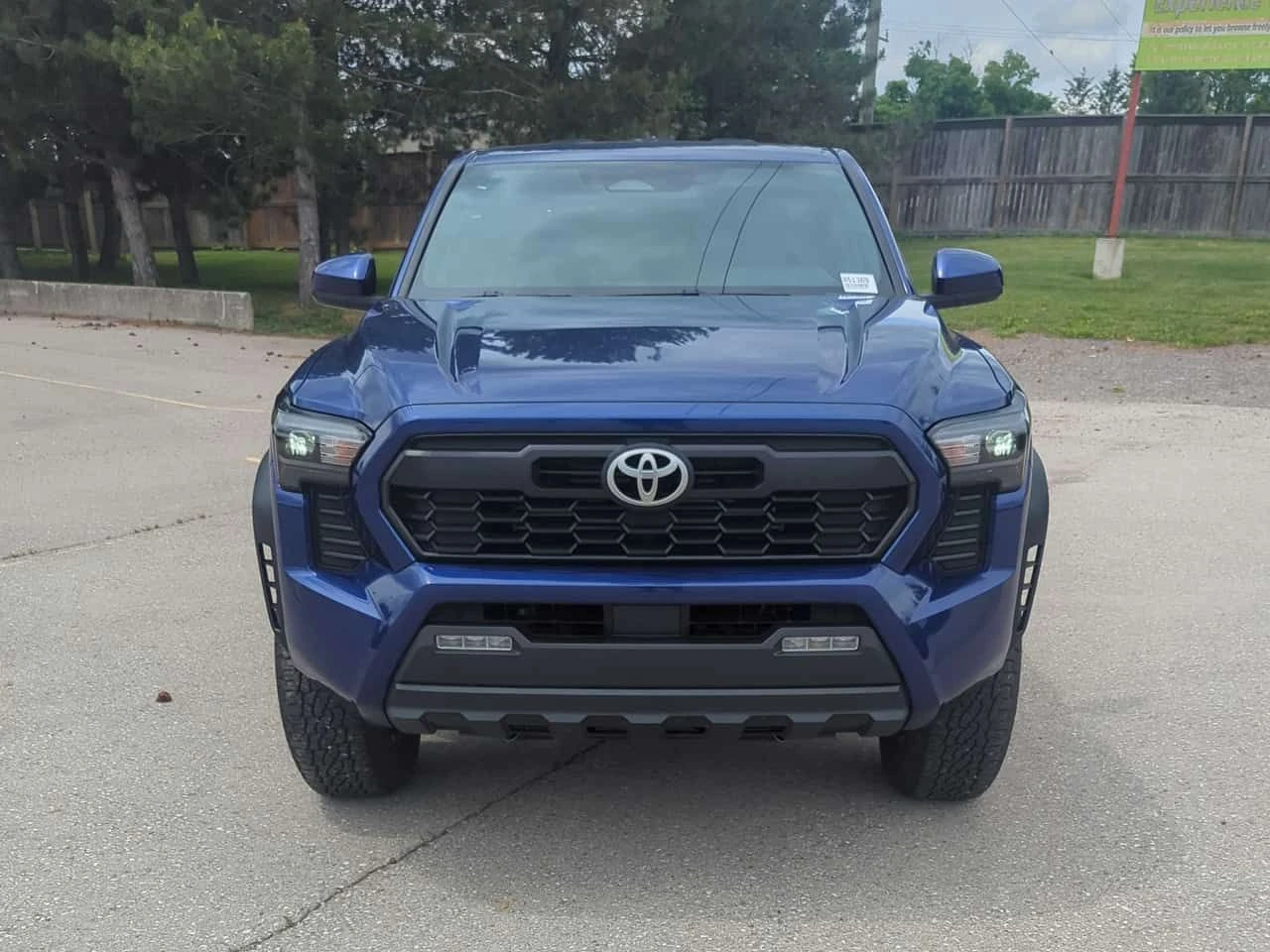 Toyota Tacoma * 4x4 Double Cab Auto* АВТОКРЕДИТ* , снимка 6 - Автомобили и джипове - 54922090