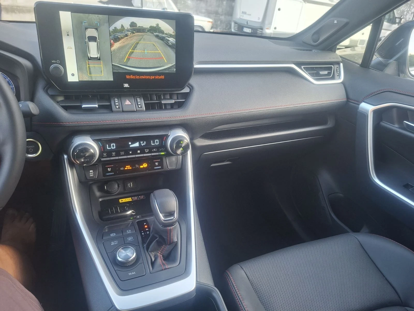 Toyota Rav4 2.5 PHEV ШВЕЙЦАРИЯ, снимка 15 - Автомобили и джипове - 55664926