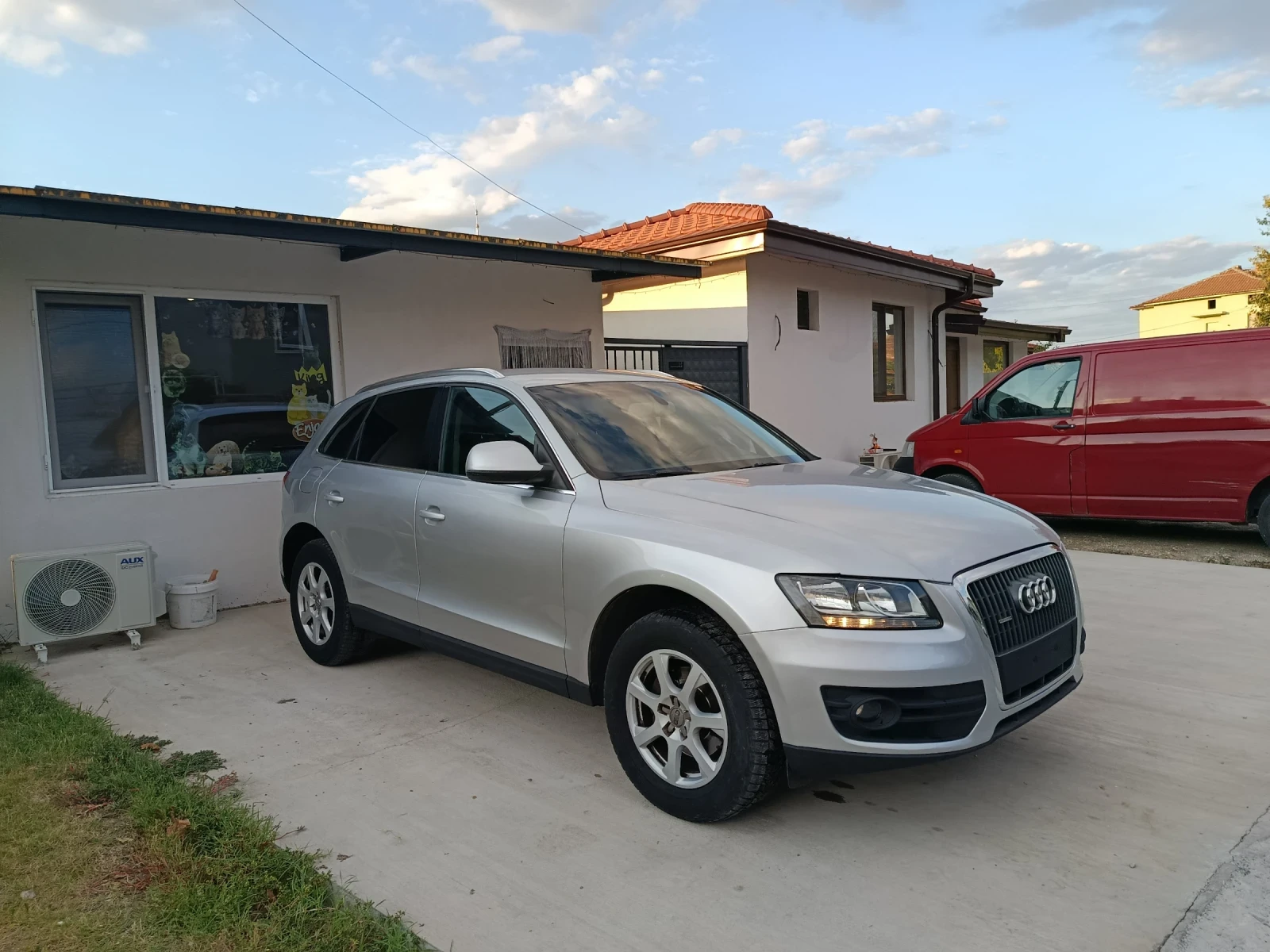 Audi Q5, снимка 2 - Автомобили и джипове - 55669652