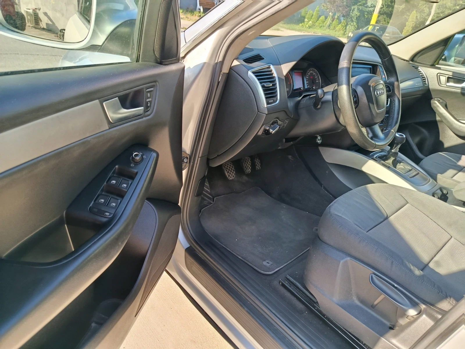 Audi Q5, снимка 12 - Автомобили и джипове - 55669652