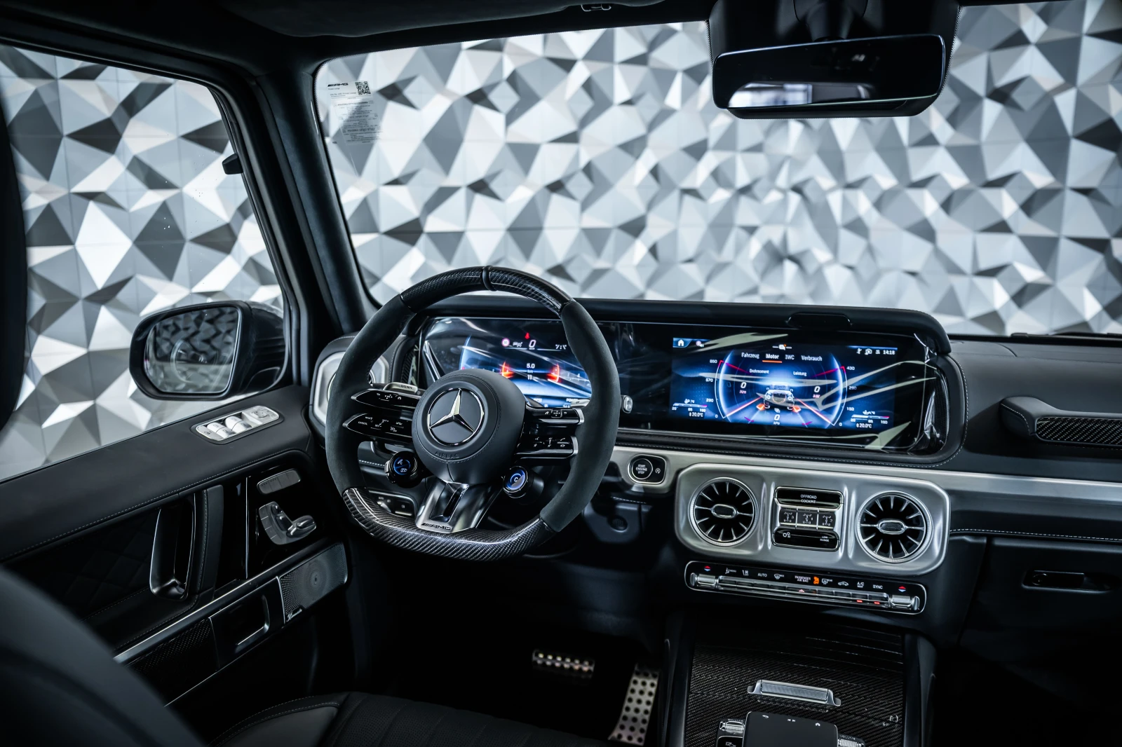Mercedes-Benz G 63 AMG Carbon Pakcage* Burmester* 360, снимка 10 - Автомобили и джипове - 56103635