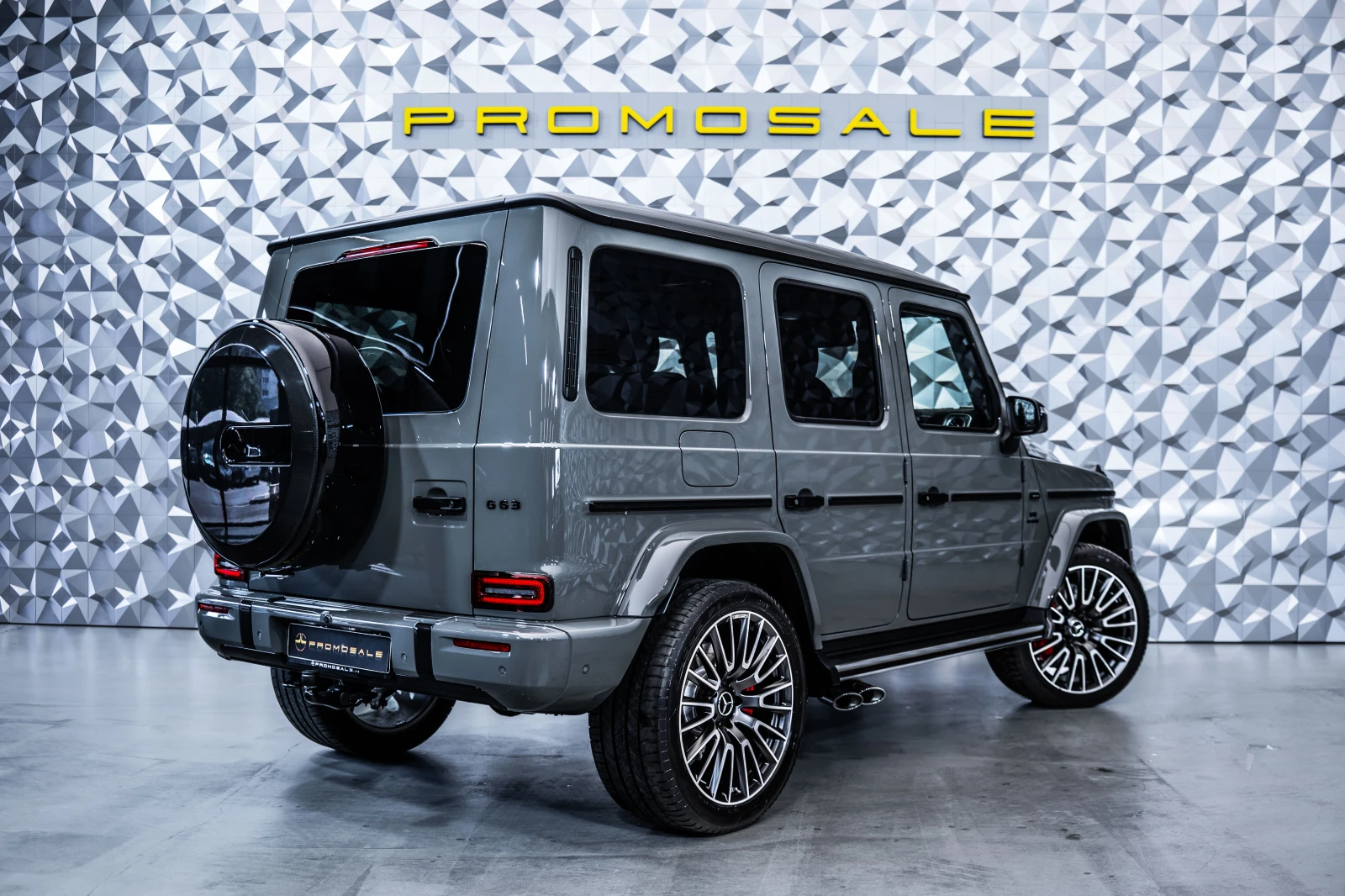 Mercedes-Benz G 63 AMG Carbon Pakcage* Burmester* 360, снимка 4 - Автомобили и джипове - 56103635