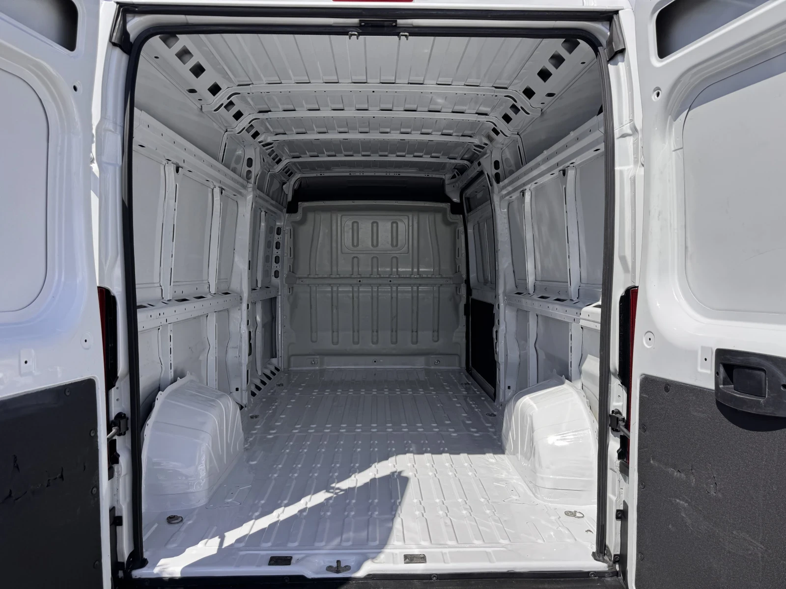 Citroen Jumper 2.2BlueHDI/140К.С./MT6/L3H2, снимка 13 - Бусове и автобуси - 55143187