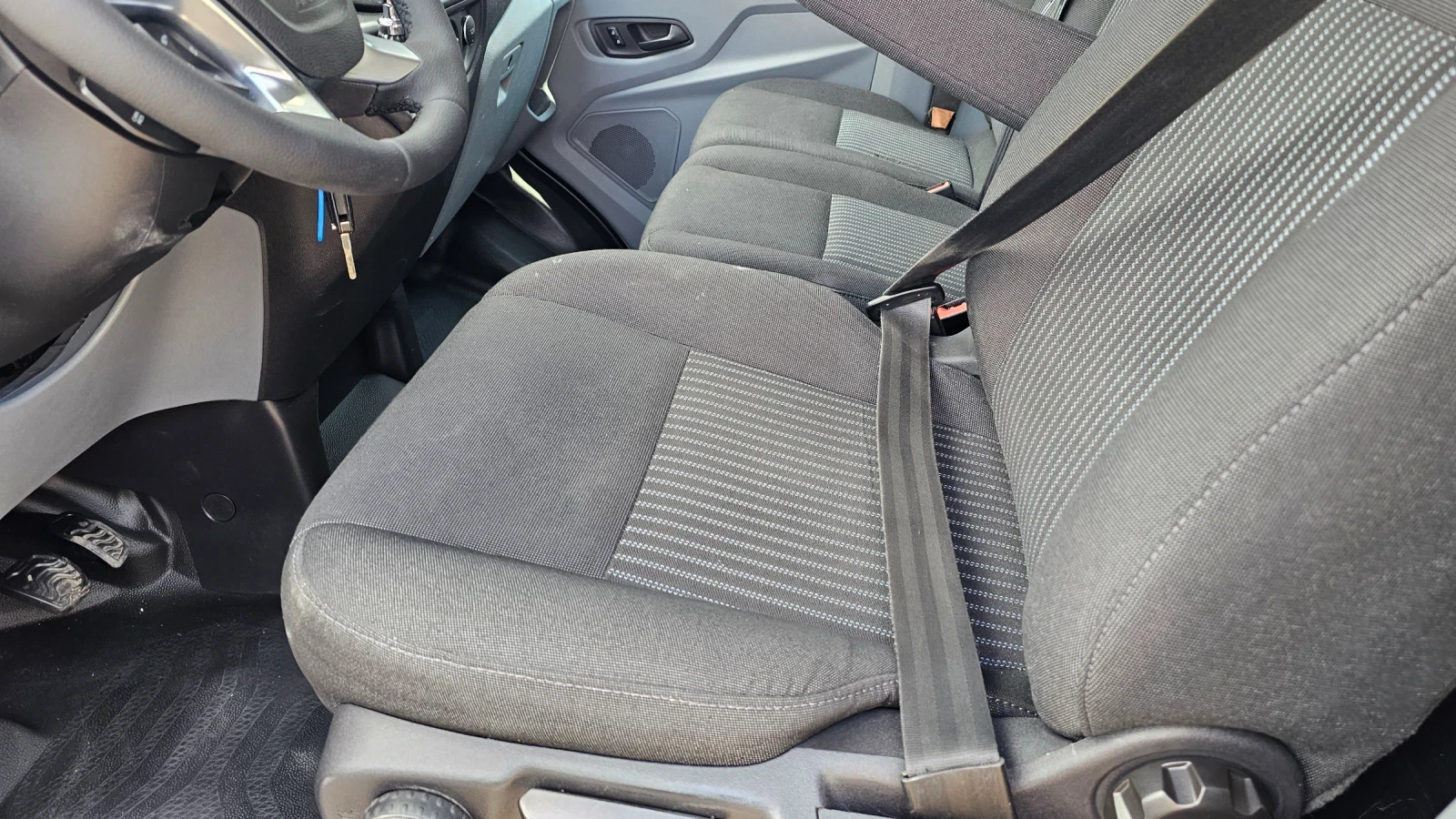 Ford Transit 2.0Tdci---ЛИЗИНГ, снимка 9 - Бусове и автобуси - 55378465