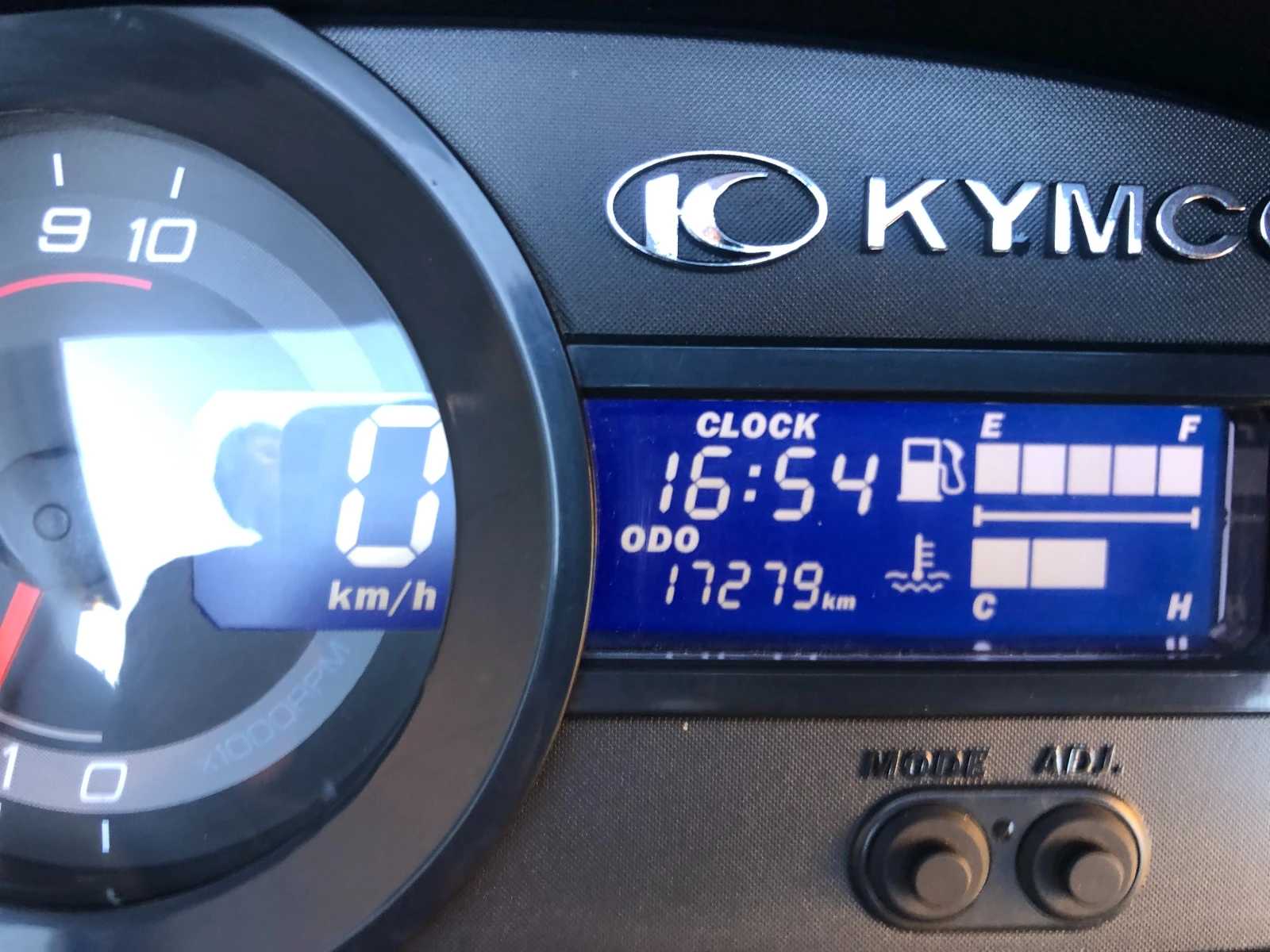 Kymco Xciting 400i, снимка 11 - Мотоциклети и мототехника - 53471072