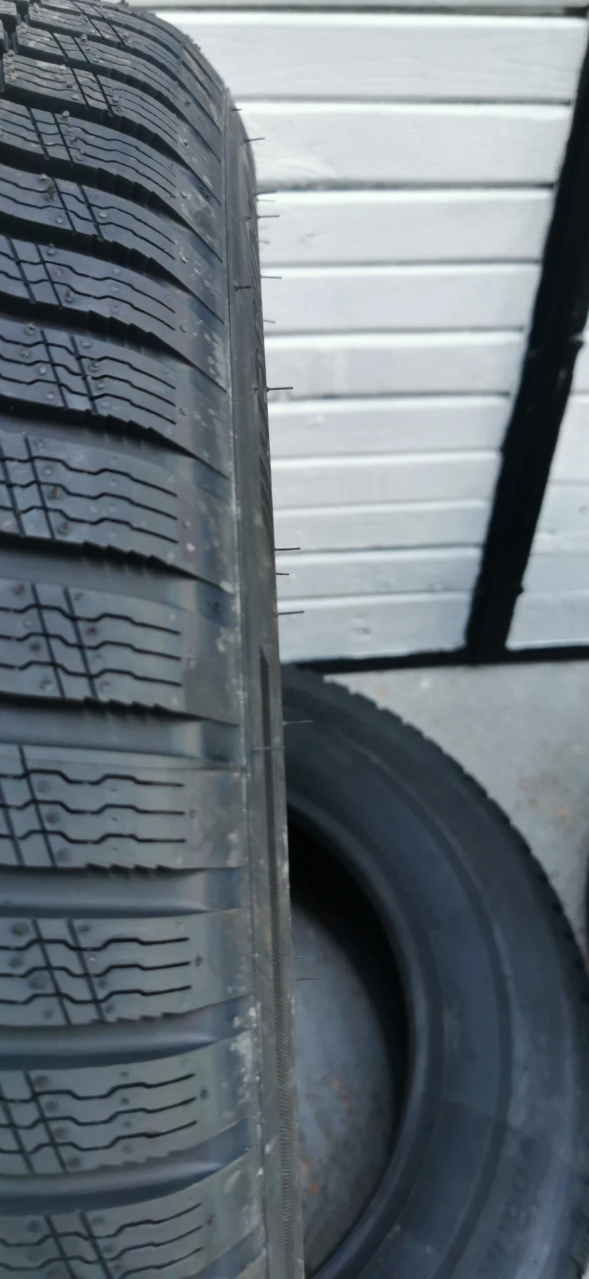 ���� 225/65R17 | Mobile.bg � ����������� 5