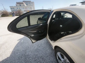 Mercedes-Benz E 200, снимка 9