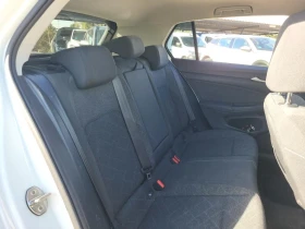 VW Golf eTSI, снимка 7