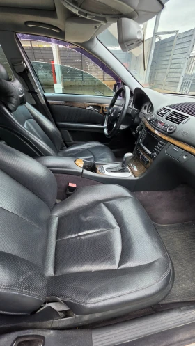 Mercedes-Benz E 500, снимка 8