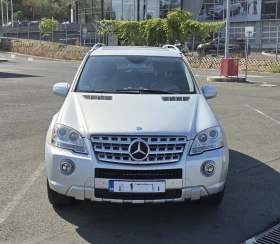     Mercedes-Benz ML 550 4x4 AMG Style   