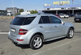     Mercedes-Benz ML 550 4x4 AMG Style   