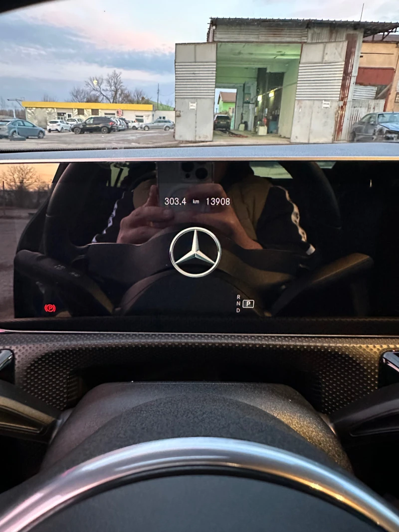 Mercedes-Benz CLA 180 NEW 22000km, снимка 11 - Автомобили и джипове - 46922998