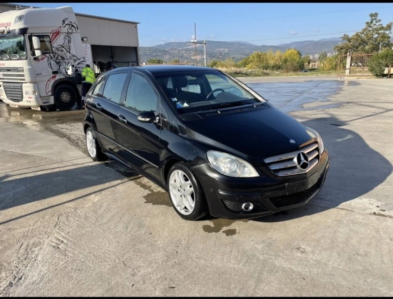 Mercedes-Benz B 200, снимка 2 - Автомобили и джипове - 44488529