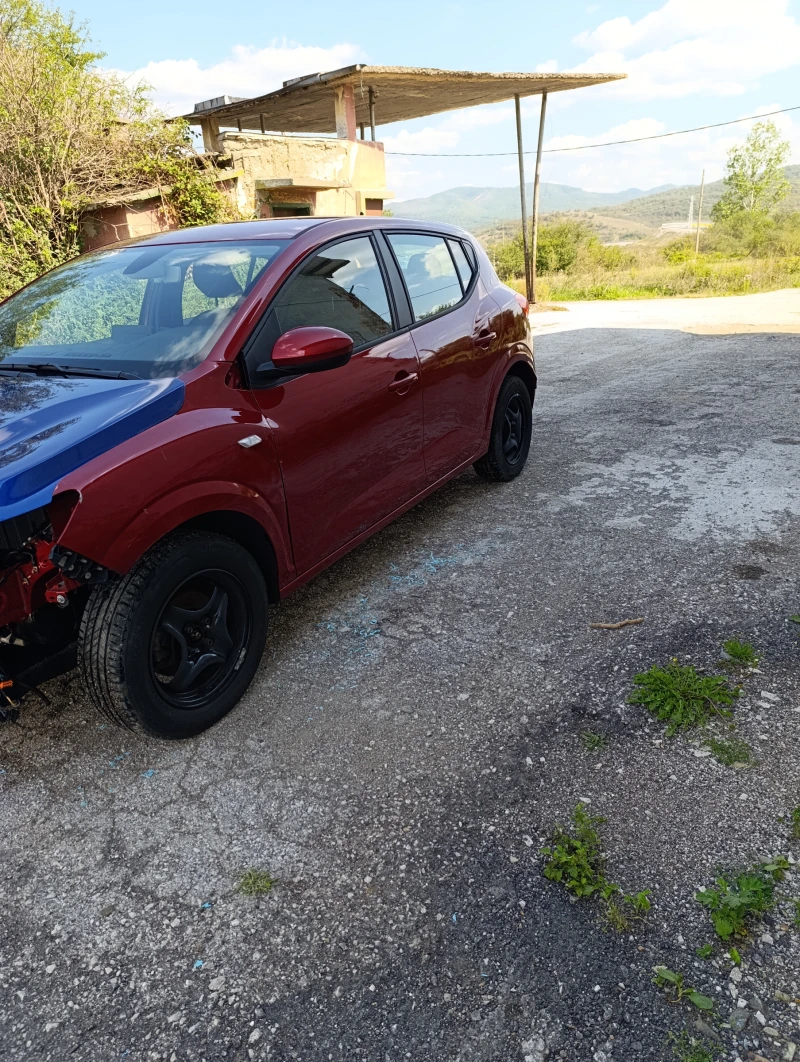 Dacia Sandero 1.0, снимка 2 - Автомобили и джипове - 47321096