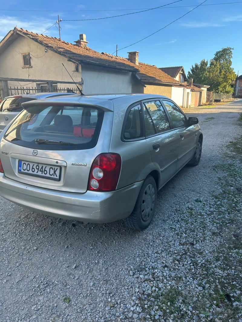 Mazda 323  F Газ бензин, снимка 3 - Автомобили и джипове - 47628059