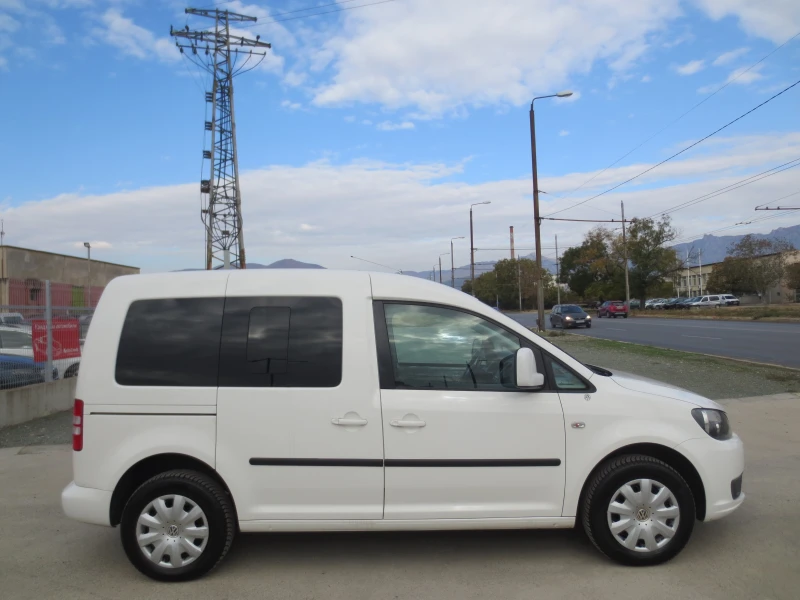 VW Caddy 1.6 TDI* 7 MECTA* , снимка 4 - Автомобили и джипове - 47784314