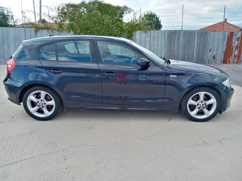 BMW 118 2.0 , снимка 16 - Автомобили и джипове - 48956622