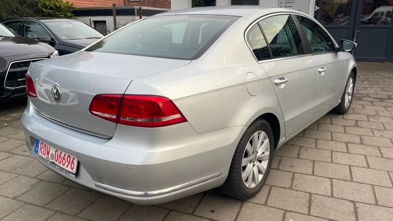 VW Passat 2.0 TDI 177 к.с.\ОЧАКВАН ВНОС\СЕРВИЗНА ИСТОРИЯ\, снимка 4 - Автомобили и джипове - 49213732