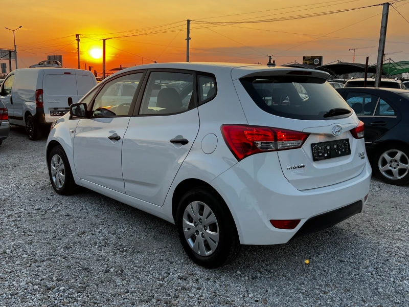 Hyundai Ix20 ЛИЗИНГ-ДИЗЕЛ-КЛИМА-ТОП, снимка 6 - Автомобили и джипове - 50920468