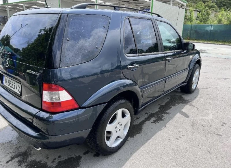 Mercedes-Benz ML 550 55 AMG, снимка 6 - Автомобили и джипове - 52957600