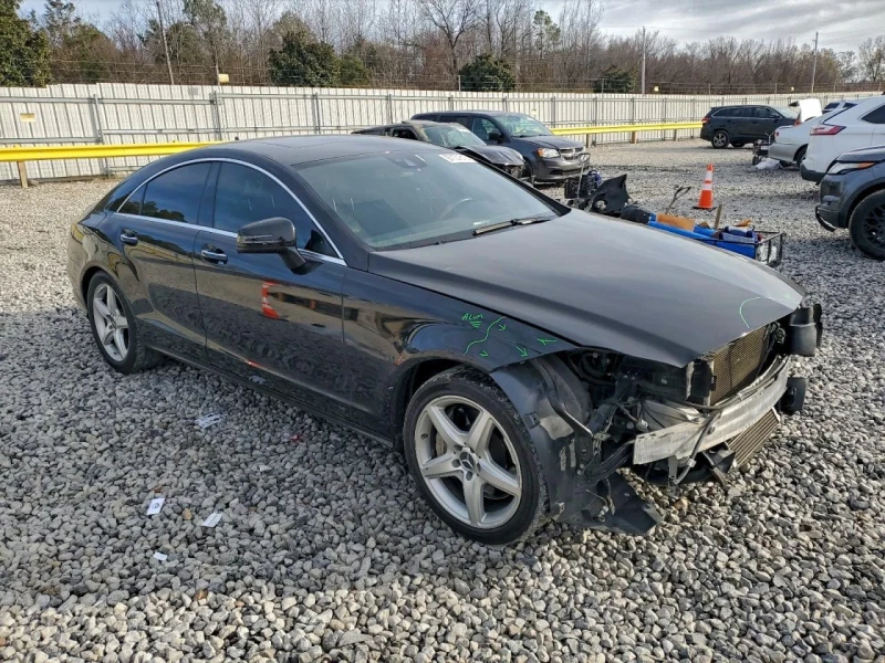 Mercedes-Benz CLS 550 4MATIC, снимка 4 - Автомобили и джипове - 53160131