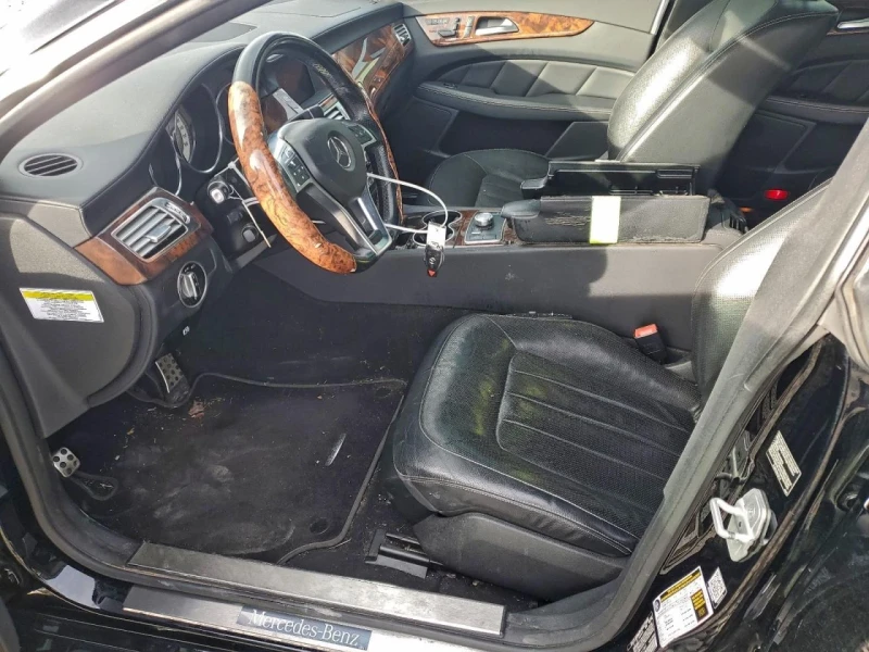 Mercedes-Benz CLS 550 4MATIC, снимка 7 - Автомобили и джипове - 53160131