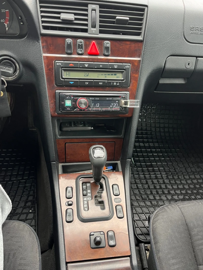 Mercedes-Benz C 250 TURBODIESEL - 5200 лв. - 10136507 | Car24.bg