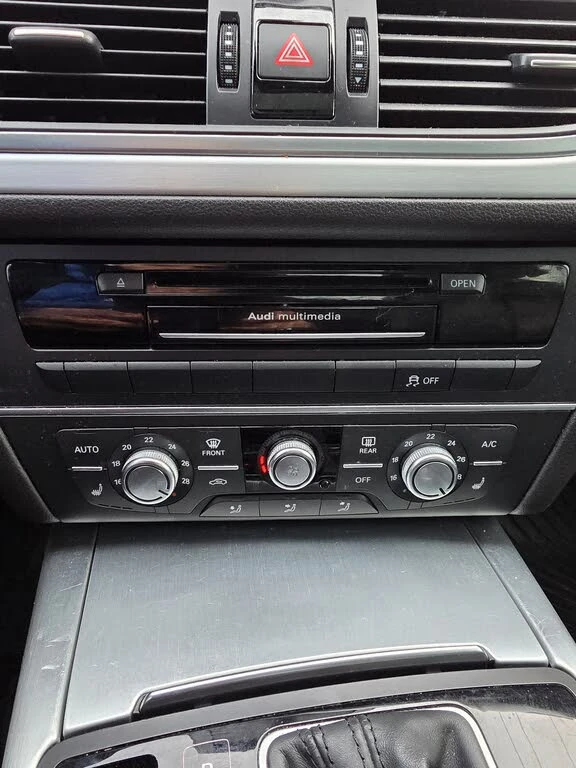 Audi A6 QUATTRO * TECHNIK * ПОДГРЕВ * PANO * LED * NAVI, снимка 13 - Автомобили и джипове - 53386501